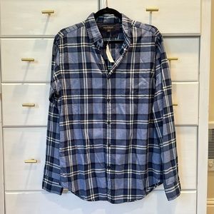 NEW w/ tags Banana Republic Men’s Button Down Shirt, size M
